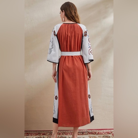 Floral print colorblock Bell Sleeve belted dress - Picture 2 of 2